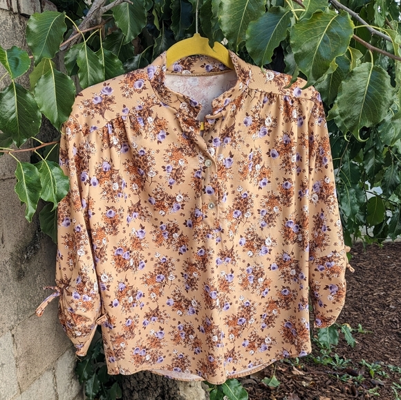 70s VTG Floral top - Picture 3 of 5